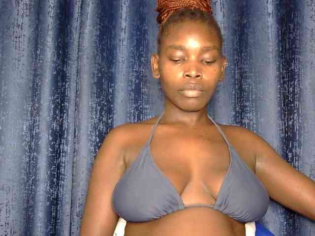 Sweet-ebony5 webcam