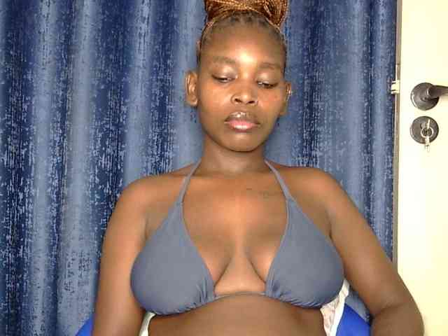 Sweet-ebony5 webcam