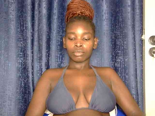 Sweet-ebony5 webcam
