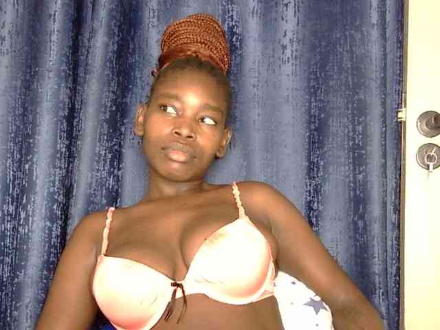 Sweet-ebony5 webcam