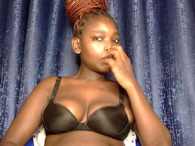 Sweet-ebony5 webcam