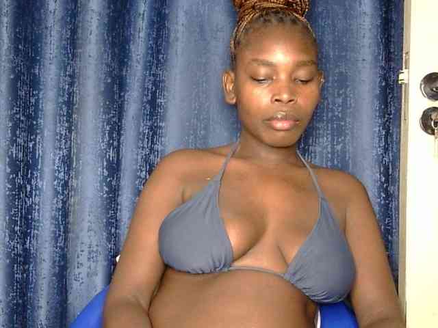 Sweet-ebony5 webcam
