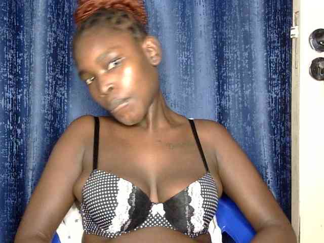 Sweet-ebony5 webcam