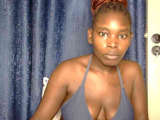 Sweet-ebony5 webcam