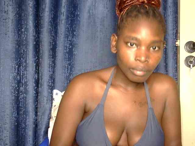 Sweet-ebony5 webcam