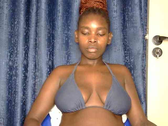 Sweet-ebony5 webcam