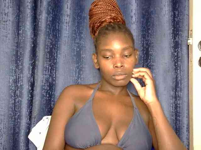 Sweet-ebony5 webcam