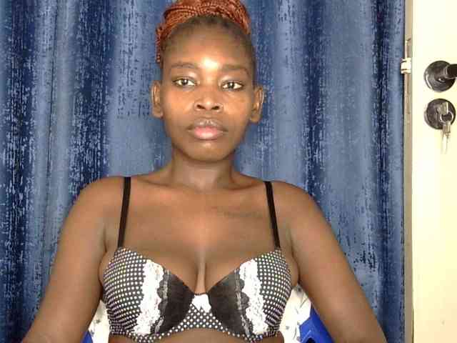 Sweet-ebony5 webcam