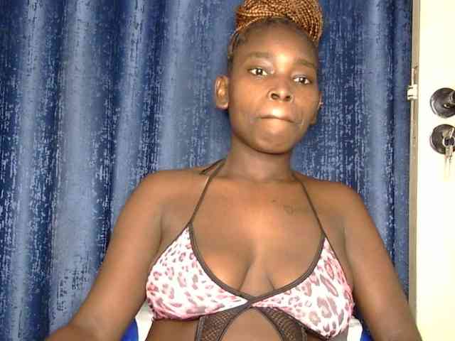 Sweet-ebony5 webcam