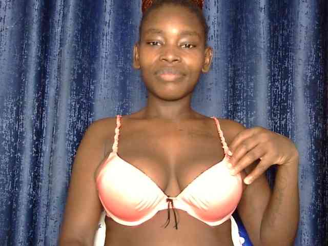 Sweet-ebony5 webcam