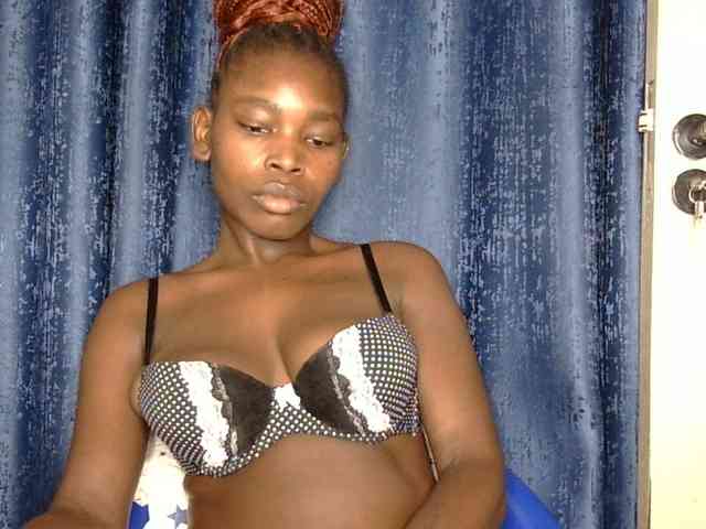 Sweet-ebony5 webcam