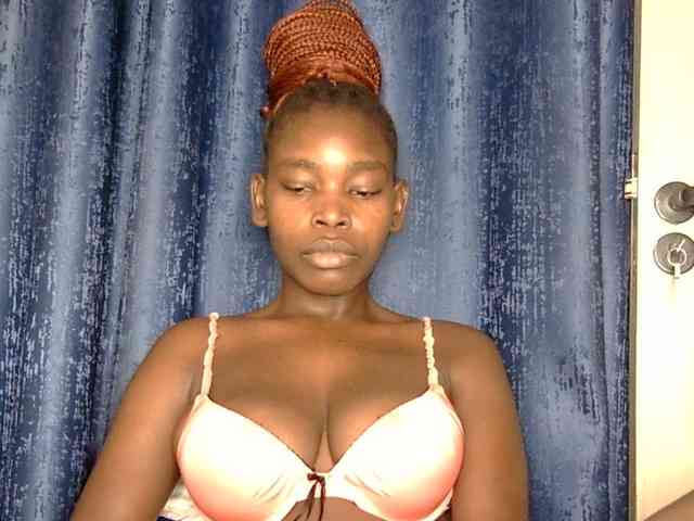 Sweet-ebony5 webcam