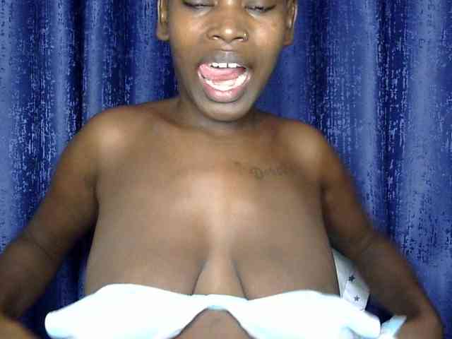 Sweet-ebony5 webcam
