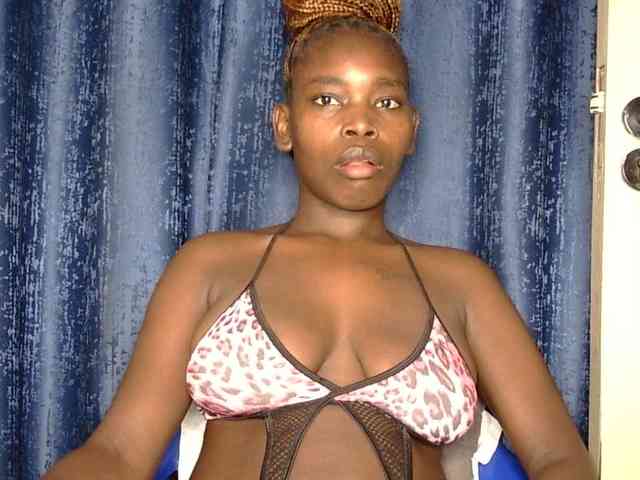 Sweet-ebony5 webcam
