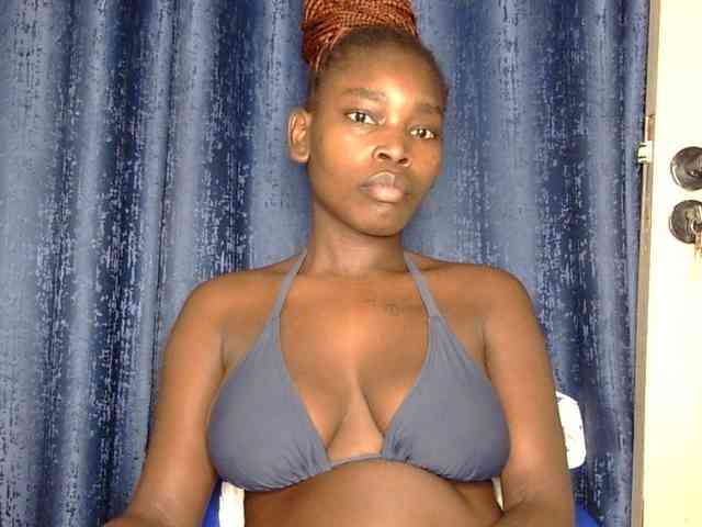 Sweet-ebony5 webcam