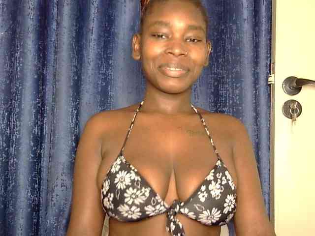 Sweet-ebony5 webcam