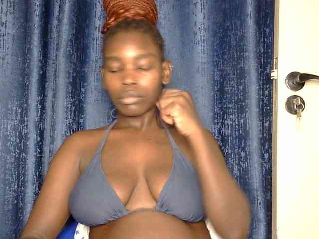 Sweet-ebony5 webcam