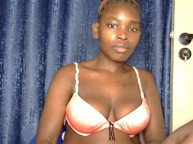 Sweet-ebony5 webcam