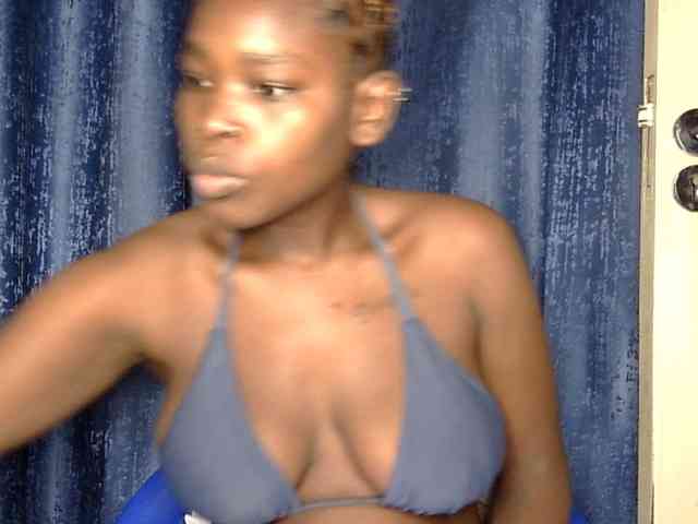 Sweet-ebony5 webcam