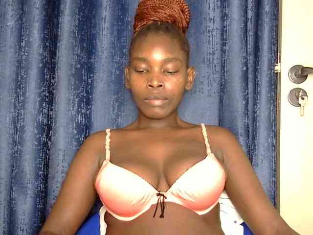 Sweet-ebony5 webcam