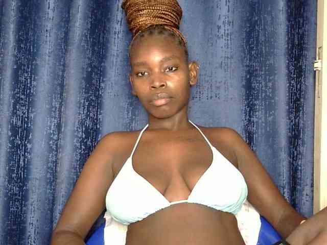 Sweet-ebony5