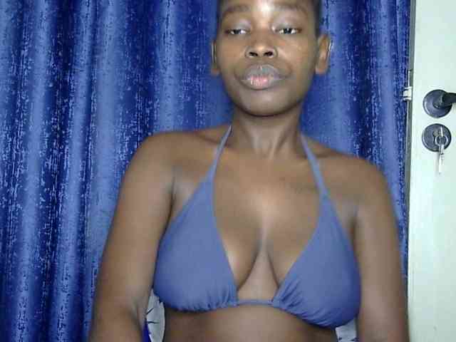 Sweet-ebony5 webcam