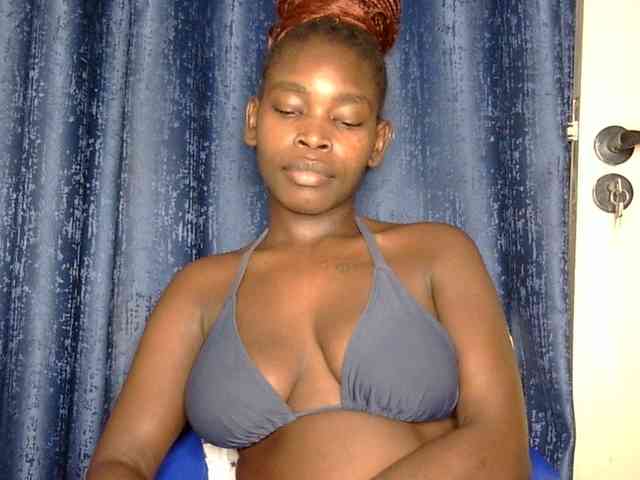Sweet-ebony5