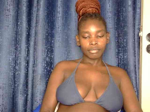Sweet-ebony5 webcam