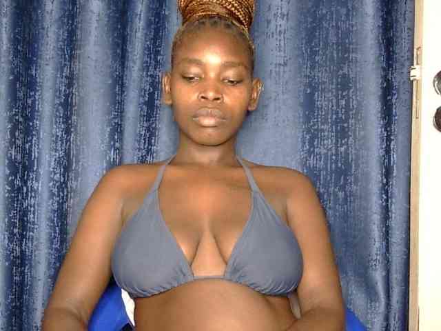 Sweet-ebony5 webcam