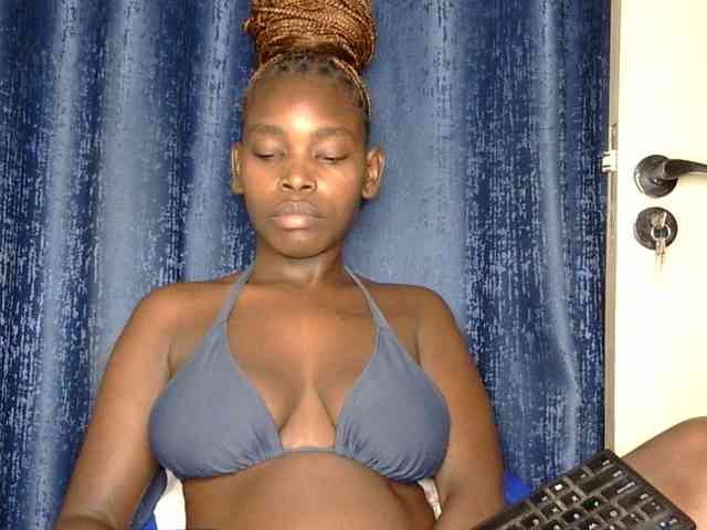 Sweet-ebony5