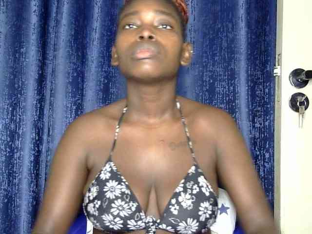 Sweet-ebony5 webcam
