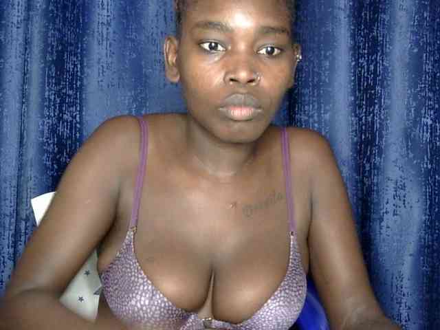 Sweet-ebony5
