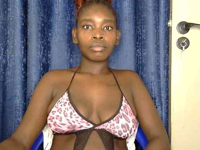Sweet-ebony5 webcam