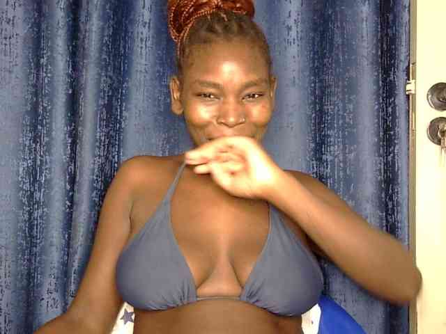 Sweet-ebony5 webcam