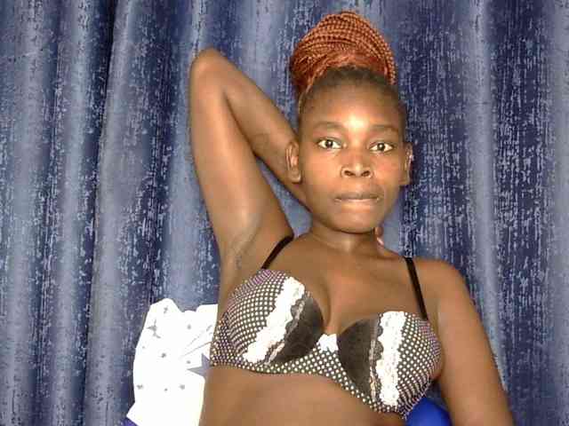 Sweet-ebony5 webcam