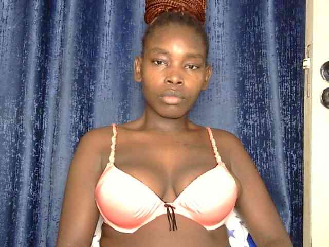 Sweet-ebony5 webcam