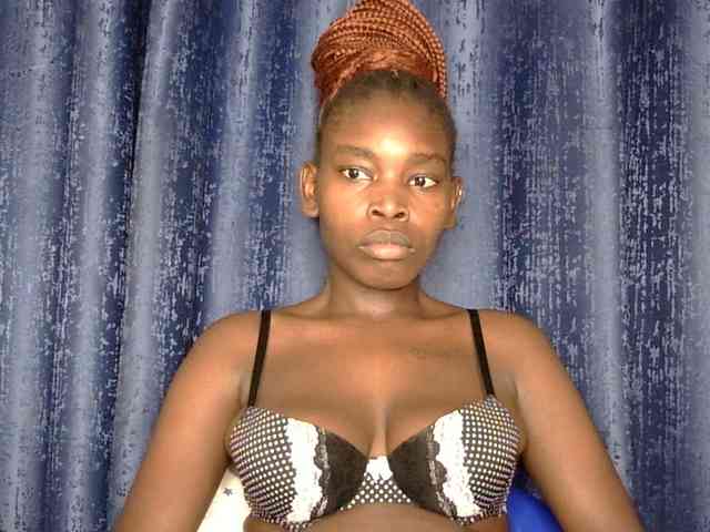 Sweet-ebony5 webcam