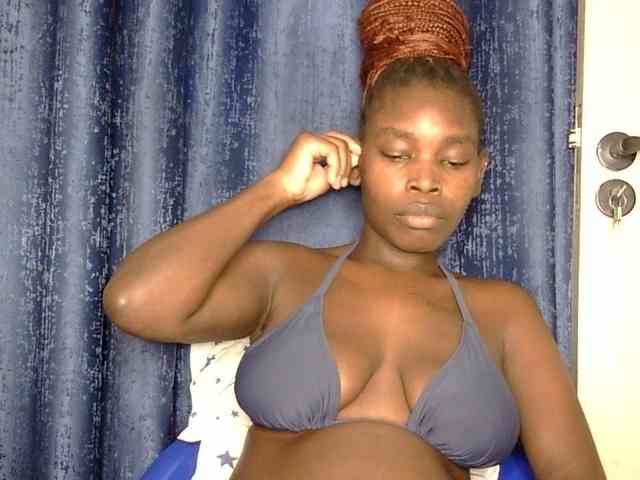 Sweet-ebony5 webcam