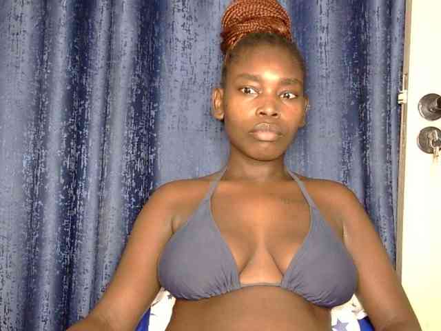 Sweet-ebony5 webcam