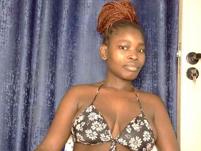 Sweet-ebony5 webcam