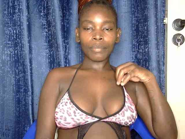 Sweet-ebony5 webcam