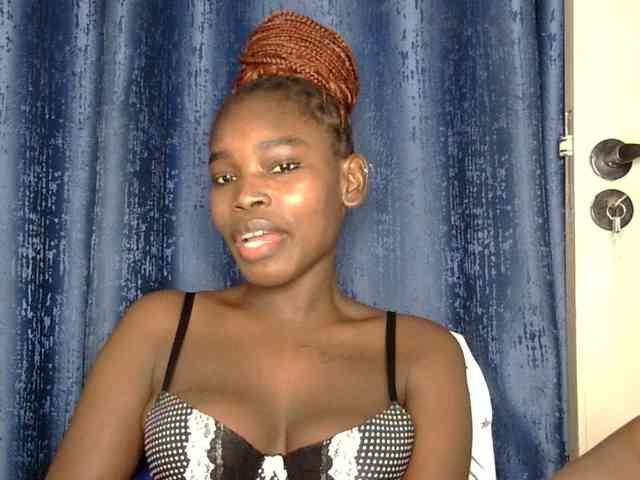 Sweet-ebony5 webcam