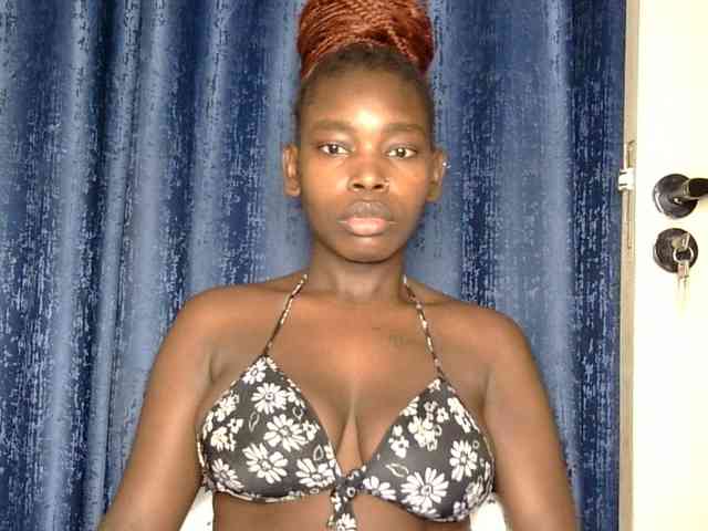 Sweet-ebony5 webcam