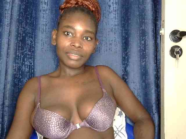 Sweet-ebony5 webcam