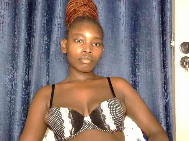 Sweet-ebony5 webcam