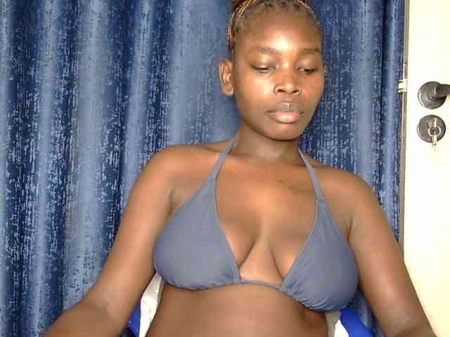 Sweet-ebony5 webcam