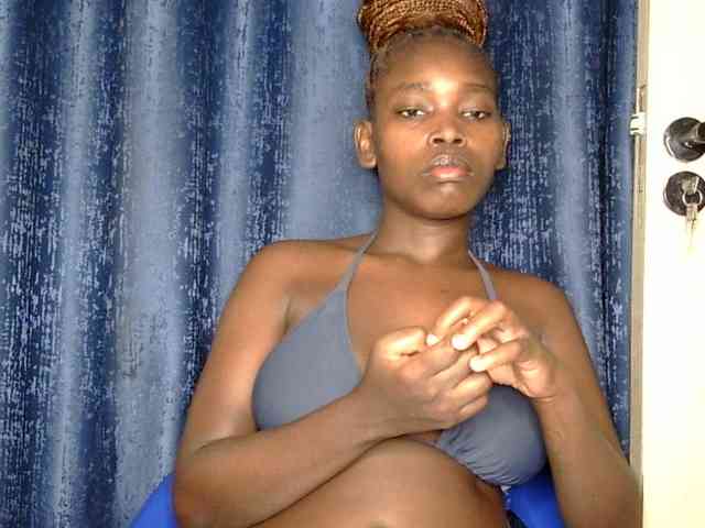 Sweet-ebony5 webcam