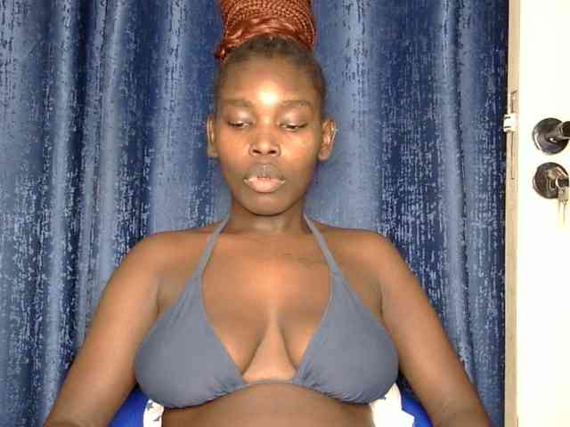 Sweet-ebony5 webcam