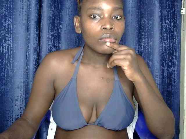 Sweet-ebony5 webcam