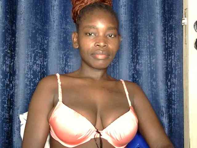 Sweet-ebony5 webcam